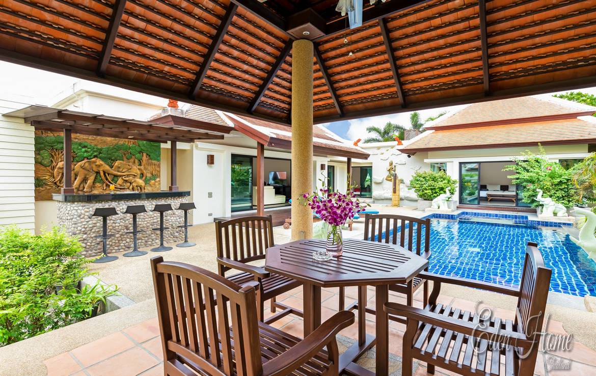 Pool villa in Luxury Estate, 3 Bedroom , Naiharn