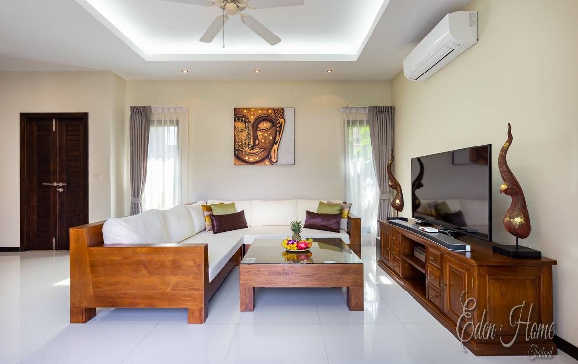 Elegant boutique villa,3 Bedrooms, Naiharn