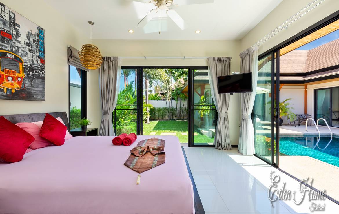 Elegant boutique villa,3 Bedrooms, Naiharn