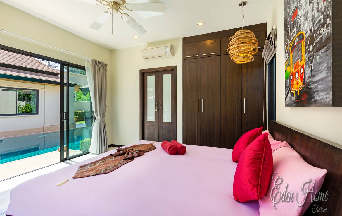 Elegant boutique villa,3 Bedrooms, Naiharn