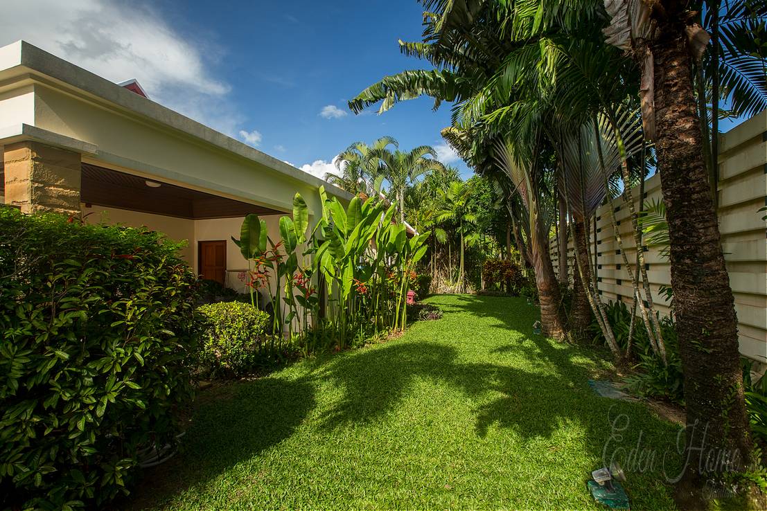 Villa Iagap in Naiharn – 3 Bedroom Pool Villa