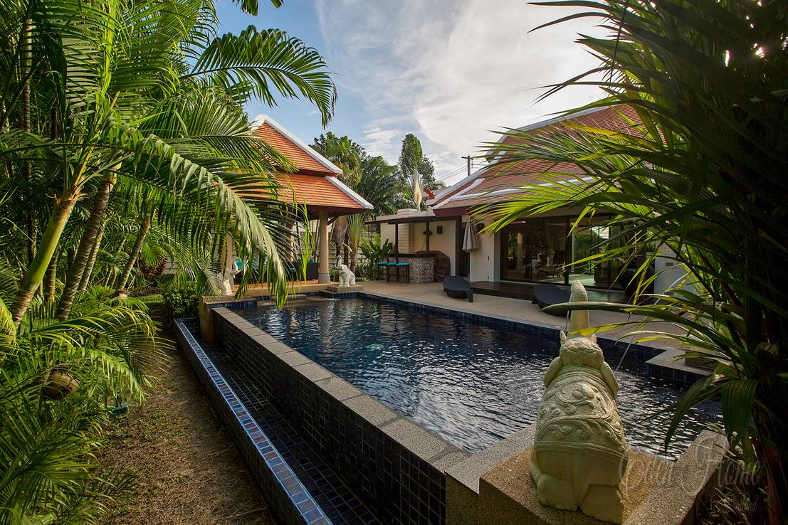 Villa Iagap in Naiharn – 3 Bedroom Pool Villa