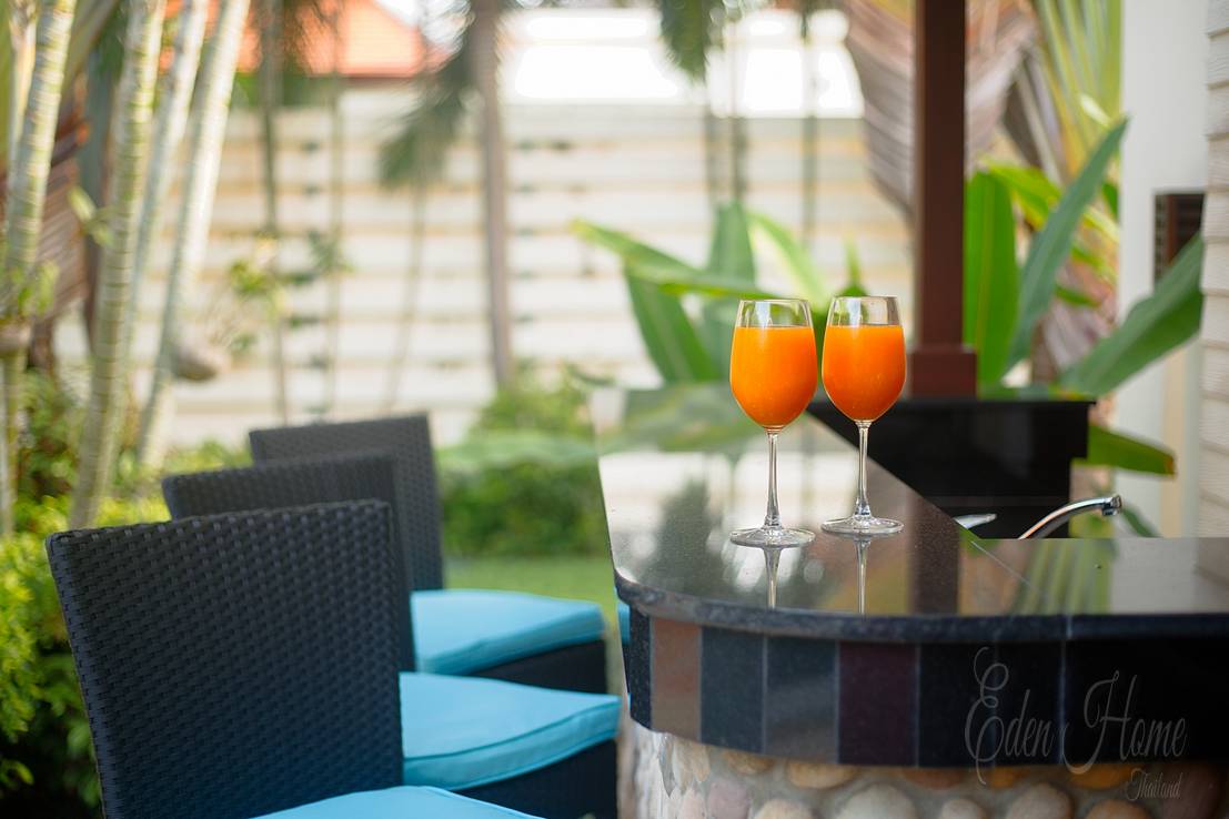Villa Iagap in Naiharn – 3 Bedroom Pool Villa