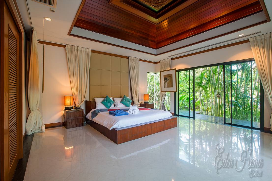Villa Iagap in Naiharn – 3 Bedroom Pool Villa