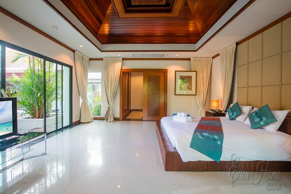 Villa Iagap in Naiharn – 3 Bedroom Pool Villa