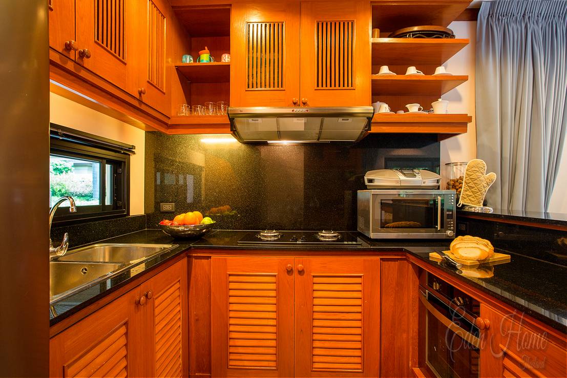Villa Iagap in Naiharn – 3 Bedroom Pool Villa