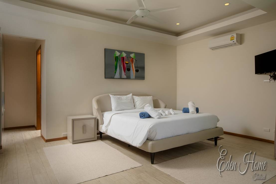Villa Ajar in Rawai – 4 Bedroom Pool Villa