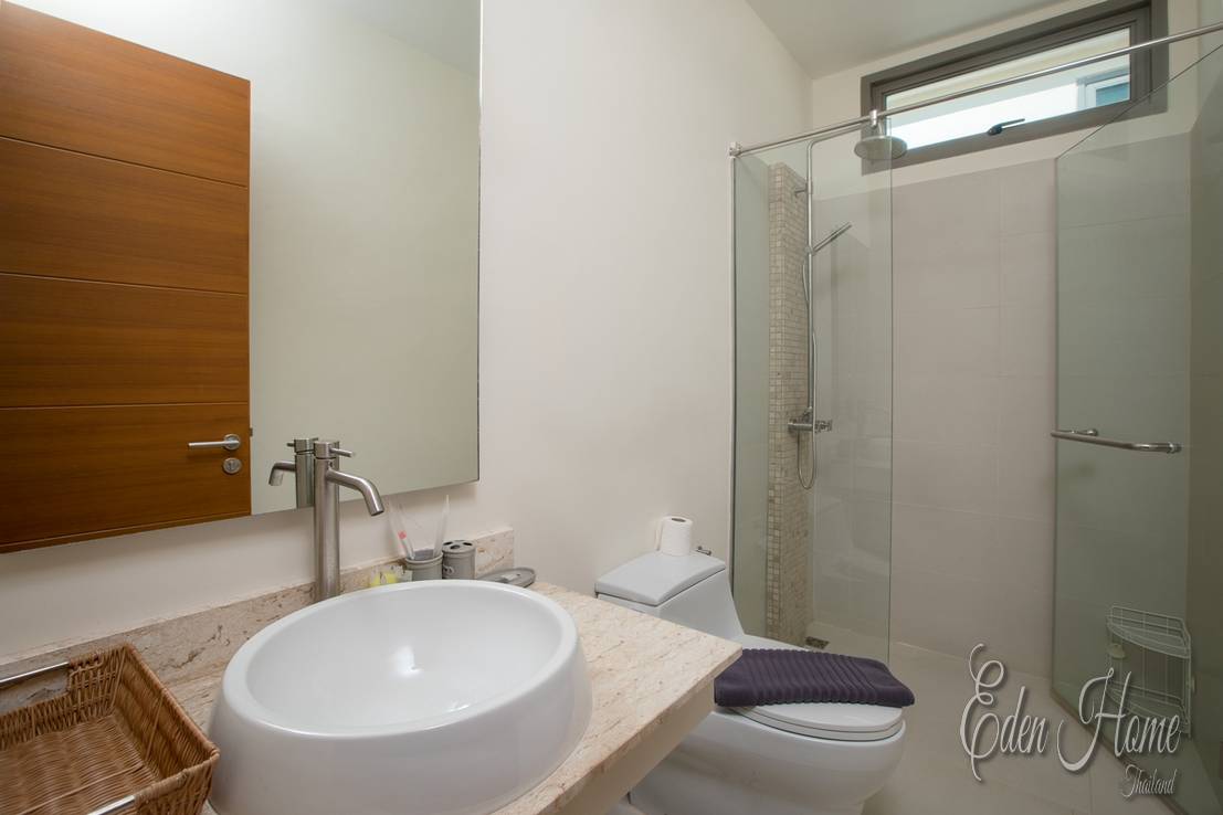 Villa Ajar in Rawai – 4 Bedroom Pool Villa