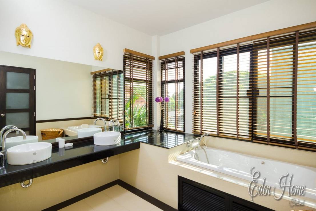 Villa Akilas – 4 Bedroom Pool Villa in Rawai