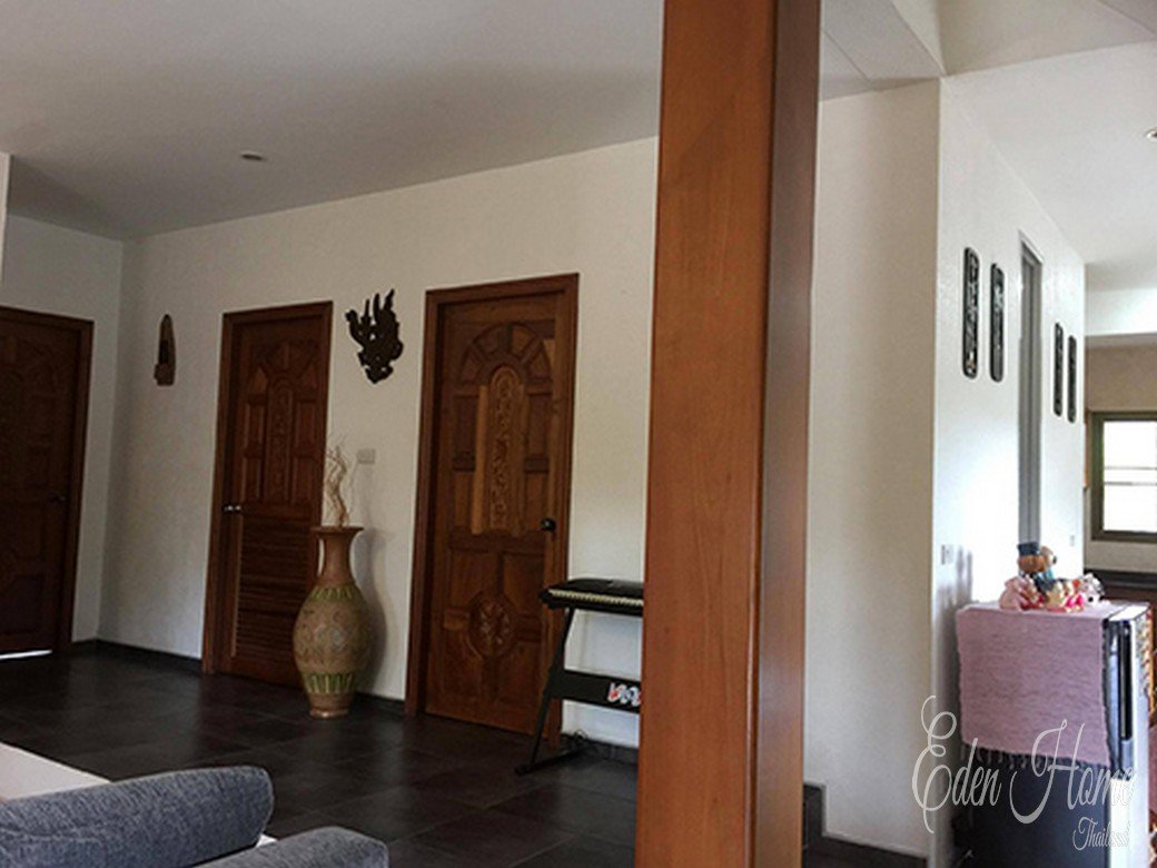 Large 7 Bedroom Villa in Kathu for Sale