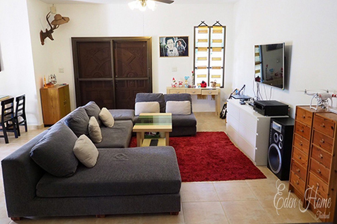 Large 7 Bedroom Villa in Kathu for Sale