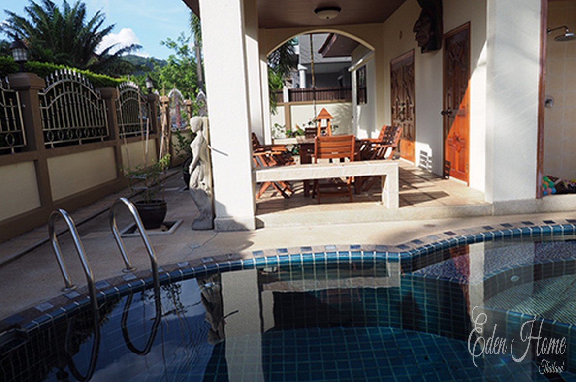 Large 7 Bedroom Villa in Kathu for Sale