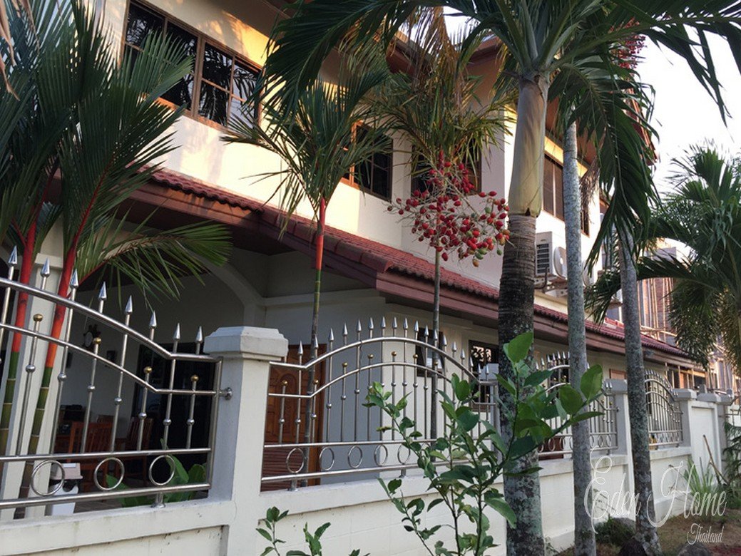 Large 7 Bedroom Villa in Kathu for Sale