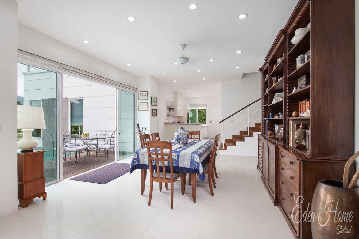 Golf View Pool Villa in Kathu for Sale