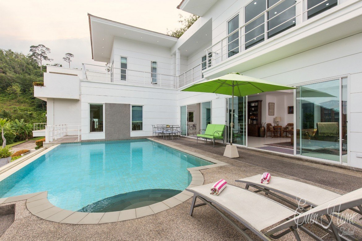 Golf View Pool Villa in Kathu for Sale