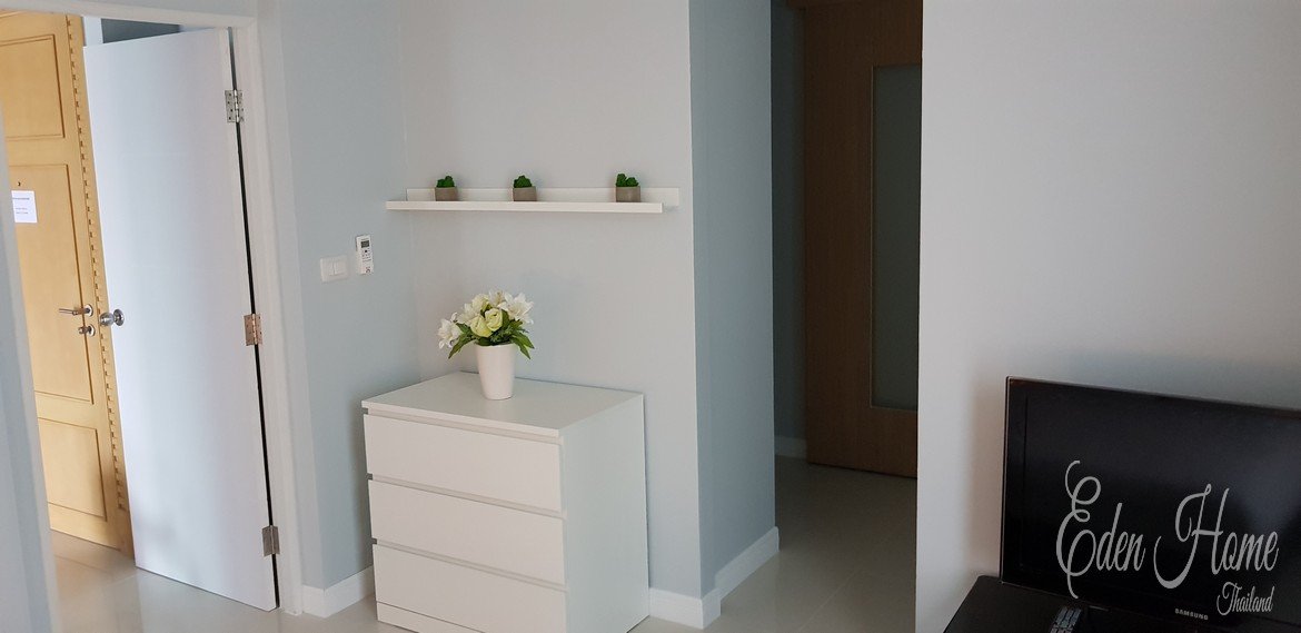 Fully Refurbished 2 Bedroom Condo with Seaview in Kalim for sale