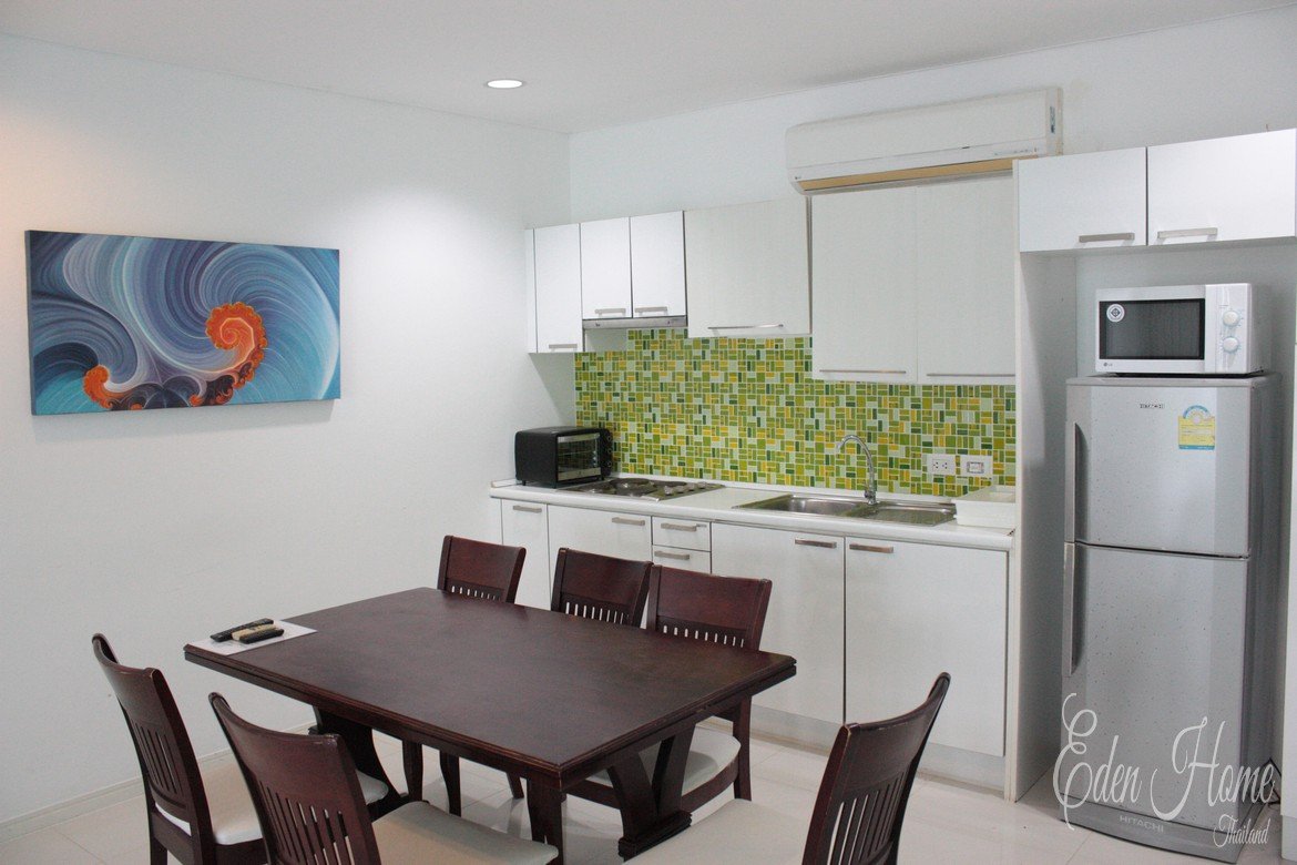 3 Bedroom Apartment in well kept Development in Kamala for Sale