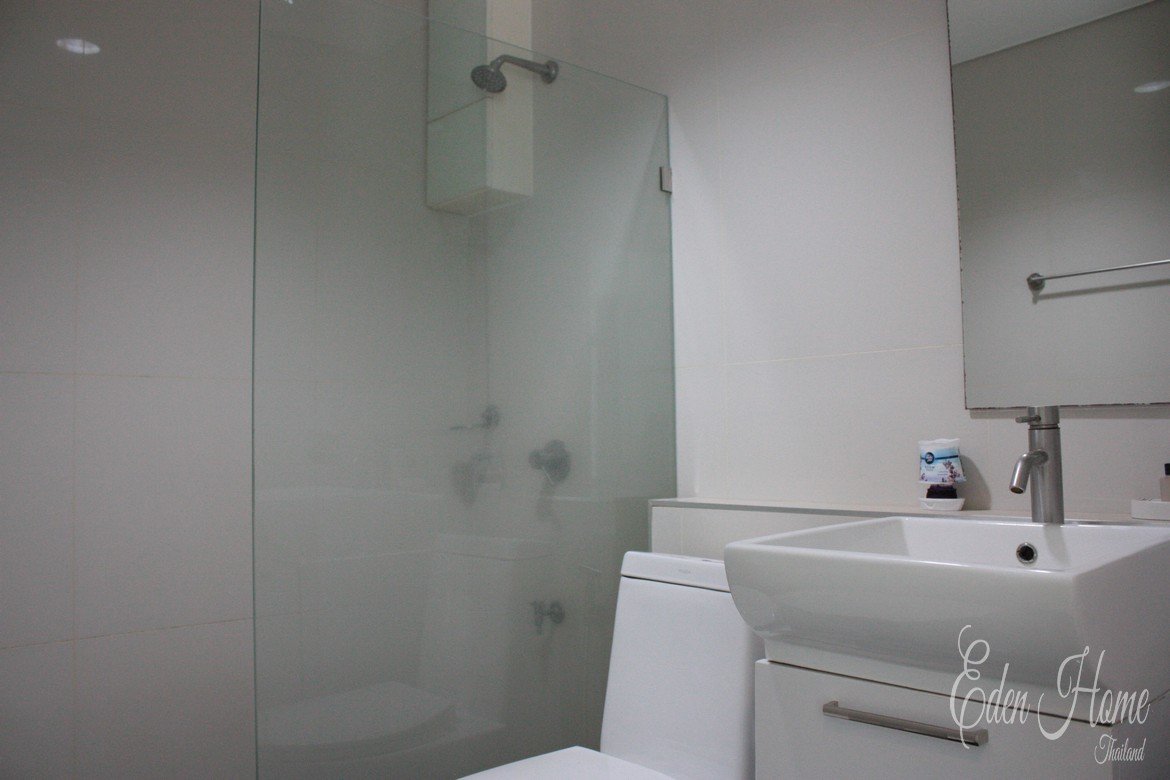 3 Bedroom Apartment in well kept Development in Kamala for Sale