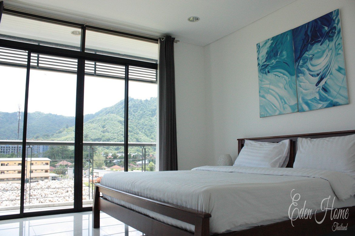 3 Bedroom Apartment in well kept Development in Kamala for Sale