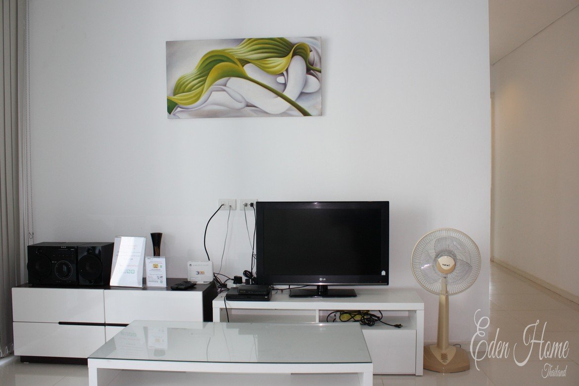 3 Bedroom Apartment in well kept Development in Kamala for Sale