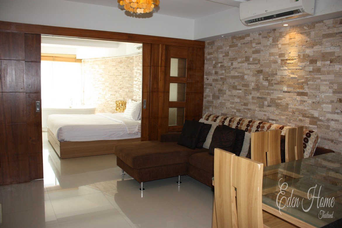 Foreign Freehold Condo 1-bed in Kata