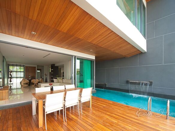 Beachfront 3-Bedroom Pool Villa