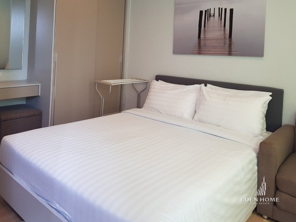 Studio at Boat Avenue for Sale