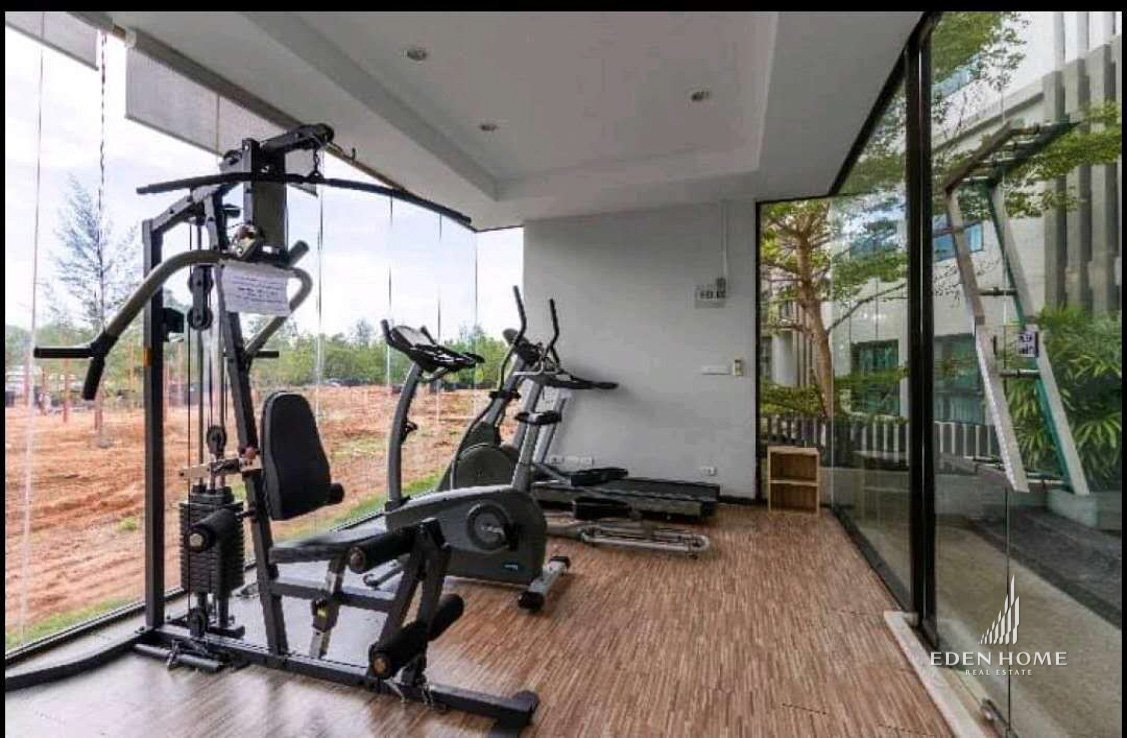 Studio at Boat Avenue for Sale