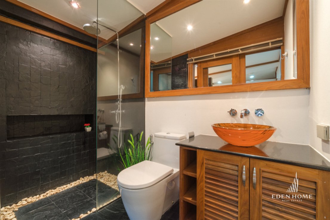 Panoramic Ocean View Villa in Surin