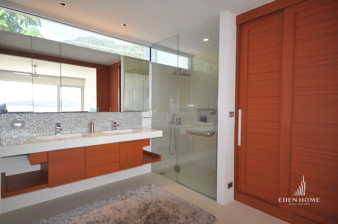 3-Bed Beach House in Patong