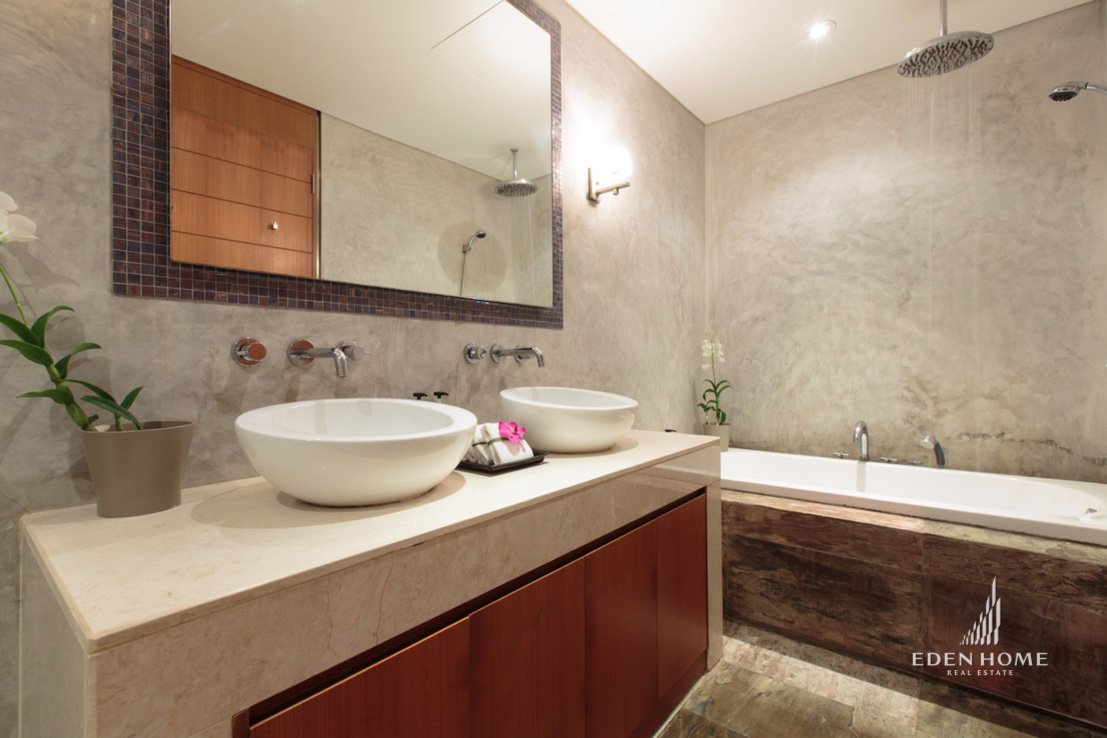 Luxury Ocean Front Villa in Kamala
