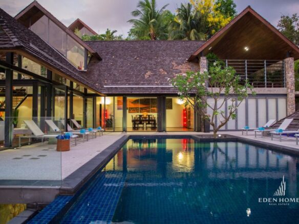 Luxurious Villa with Ocean View in Kamala