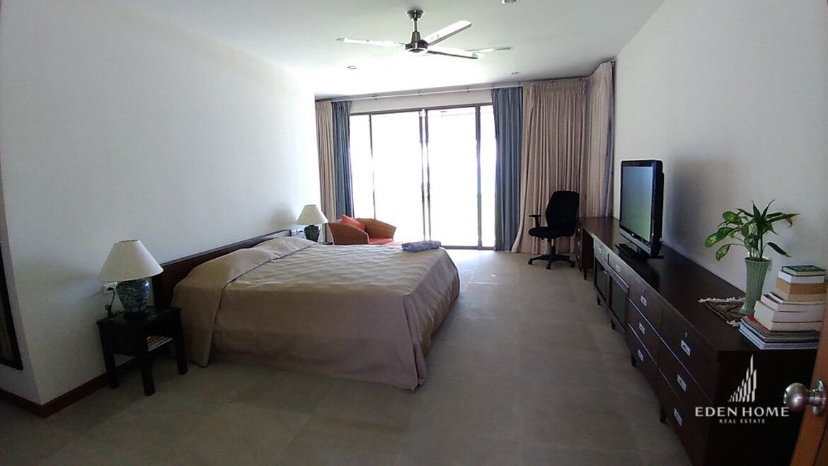 5-Bed Beach House at Natai Beach