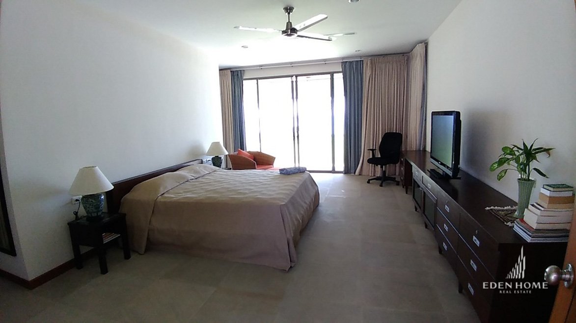 5-Bed Beach House at Natai Beach
