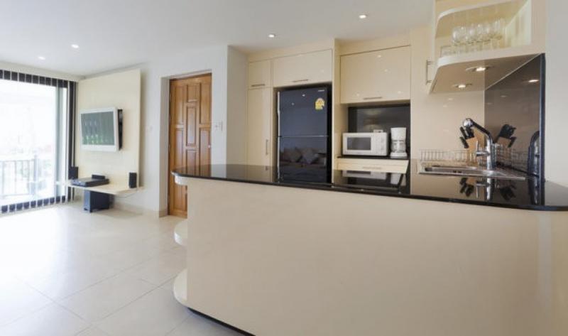2 Bedroom Seaview Condo,Patong