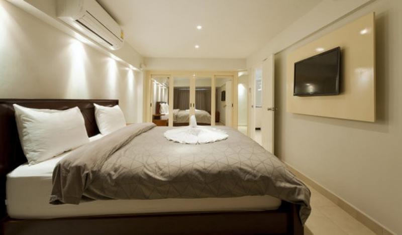 2 Bedroom Seaview Condo,Patong