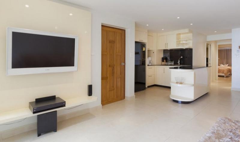 2 Bedroom Seaview Condo,Patong