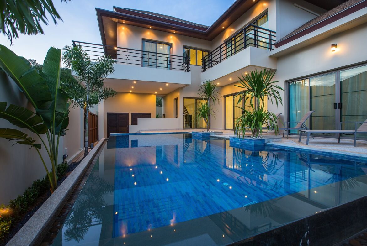 Villa Alus in Nairharn – 3 Bedroom Pool Villa